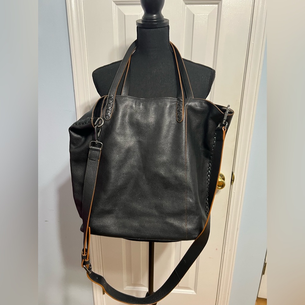 Tabitha Webb Crossbody/Shoulder tote.. Black Leather